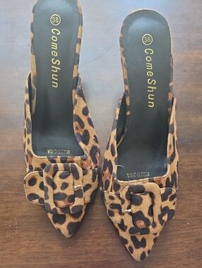 Leopard Print Pointed Toe Mule - Brown Size 38 (7.5 US)